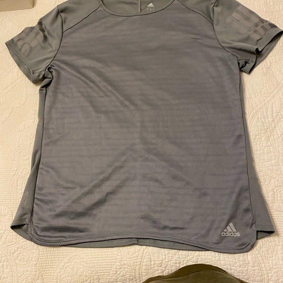 Adidas sport shirt - Picture 5 of 6